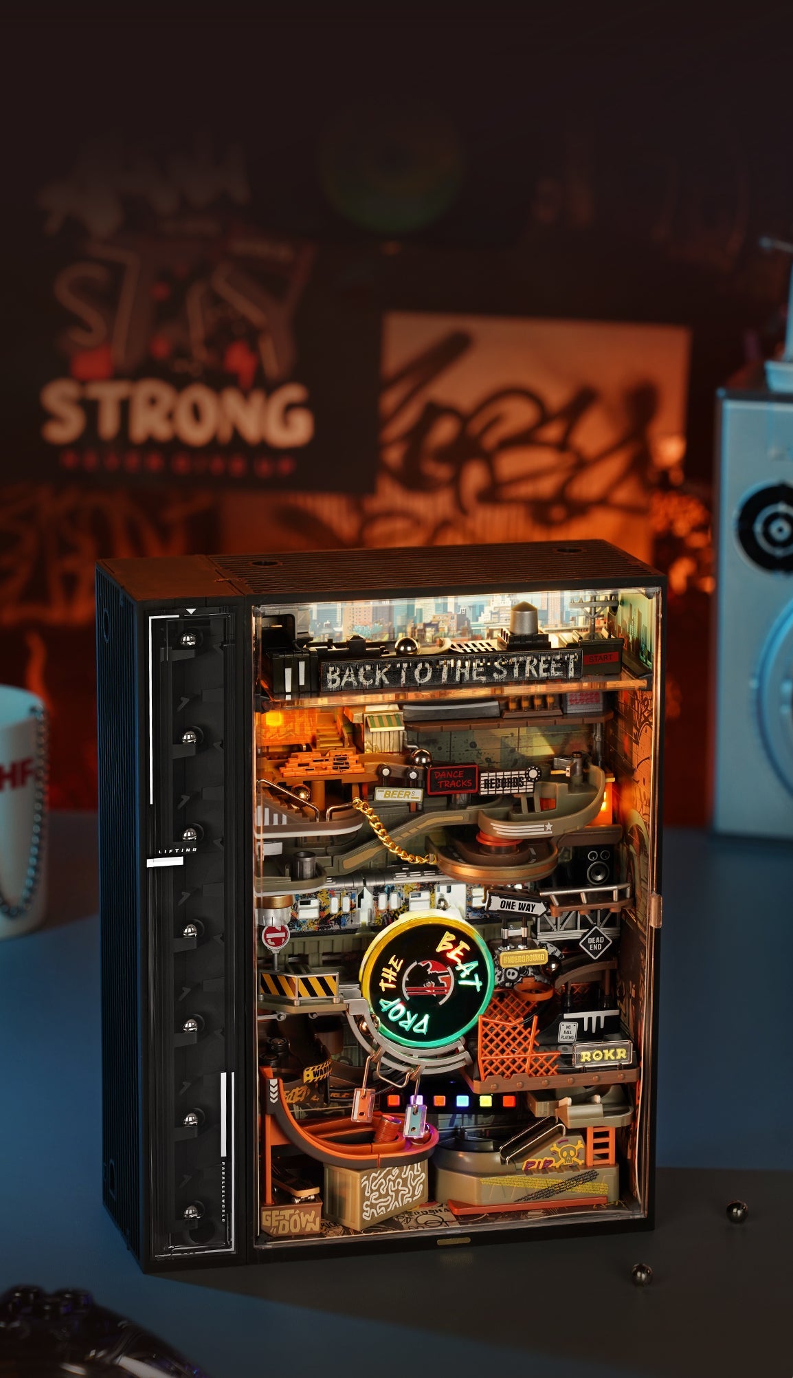 Città hip hop – Pista per biglie in legno con luci – Immagine 4