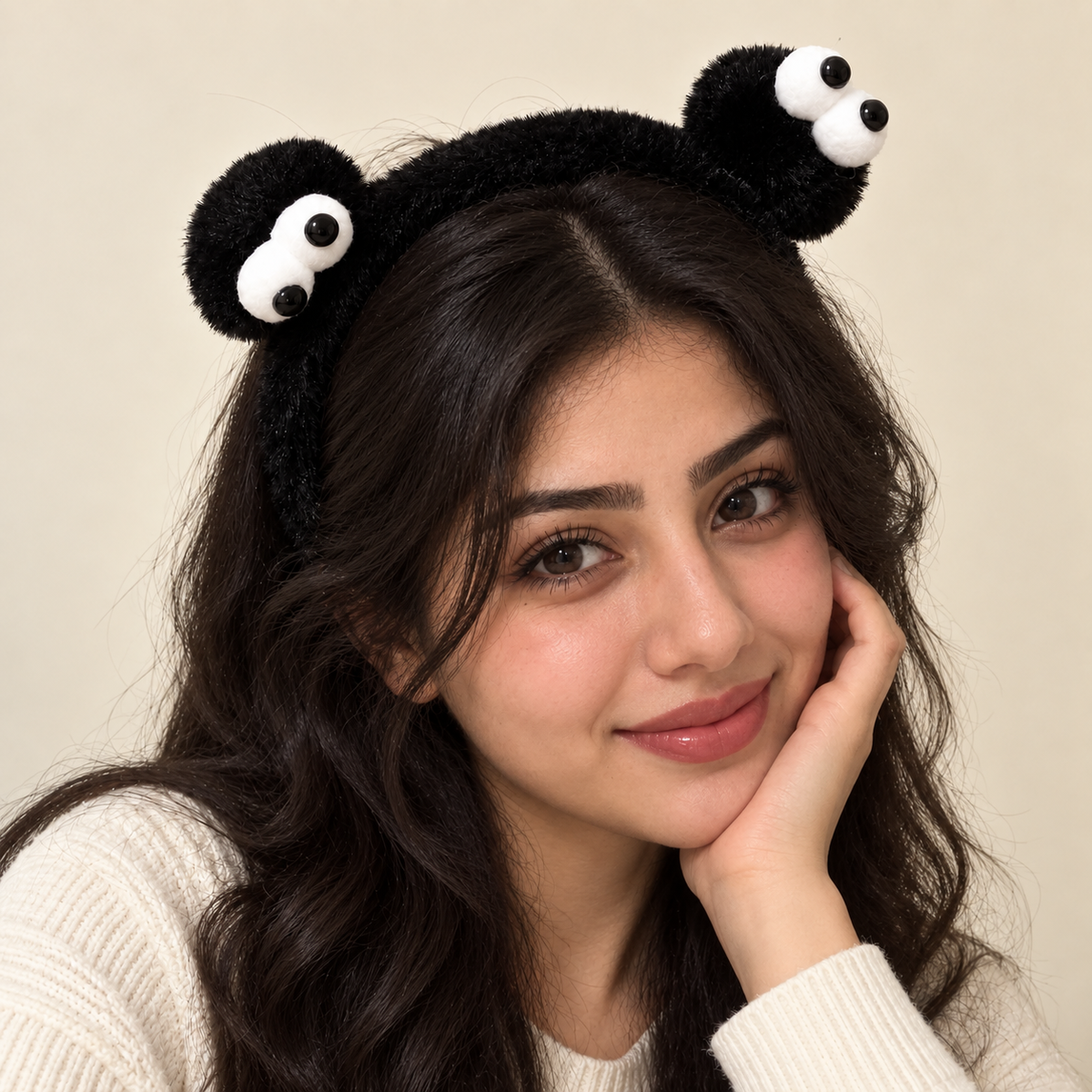 Fascia per capelli in peluche nero con occhi buffi – Immagine 5