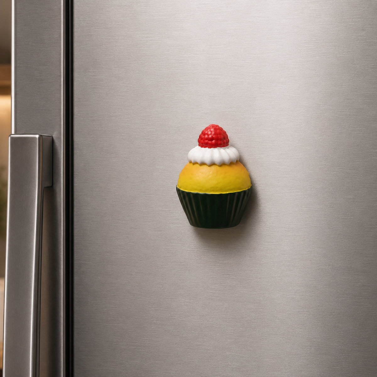 Magnete da frigorifero – Cupcake al limone e frutti di bosco – Immagine 3