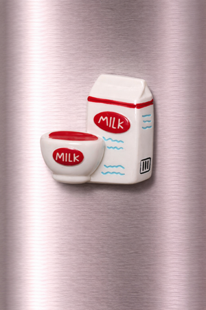 Magnete da frigorifero – Latte e tazza – Immagine 1