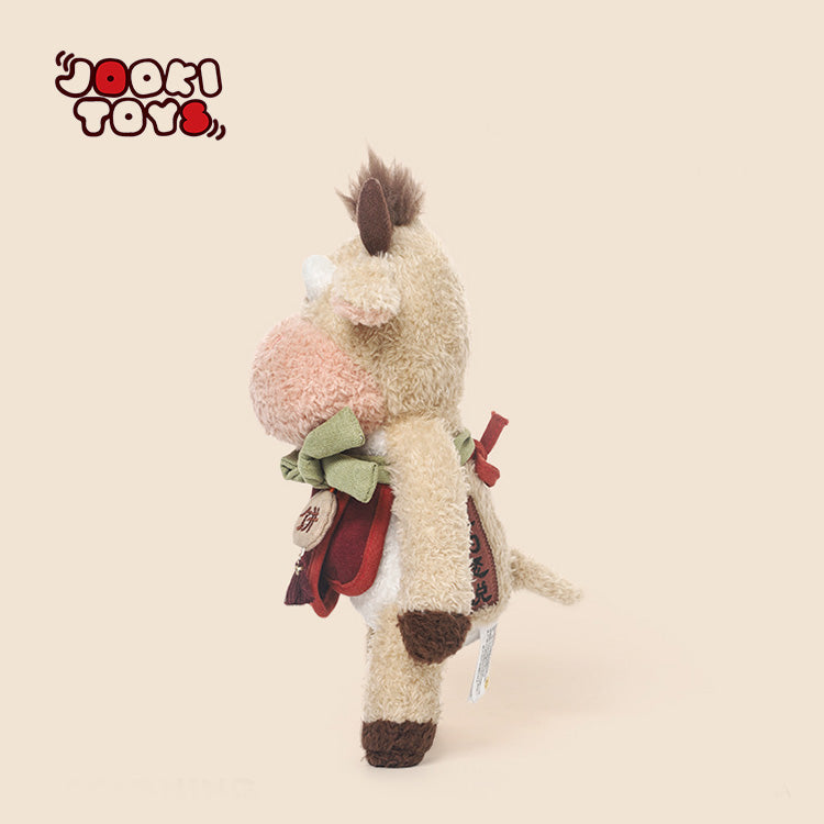 Mucca di peluche in abiti tradizionali – 28,5 cm – Immagine 6