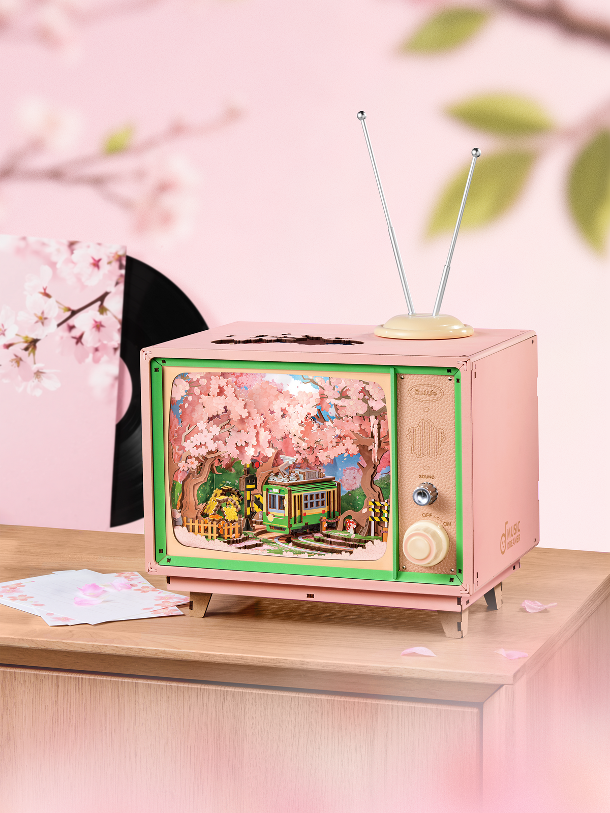 Televisore musicale in miniatura – Viaggio tra i ciliegi – Immagine 9